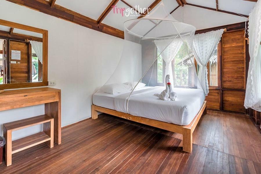Jungle Koh Kood Resort Ban Khlong Chao Екстериор снимка